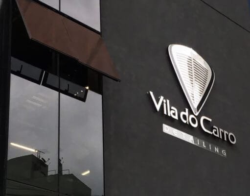 Logomarca acrílico espelhado prata